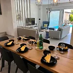 Villa Lemon House *