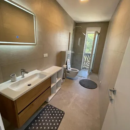 Villa Lemon House *
