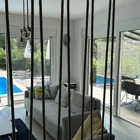 Lemon House *