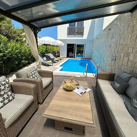 Villa Lemon House *